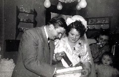 Leon, Thelma Fry (wedding day 1950)